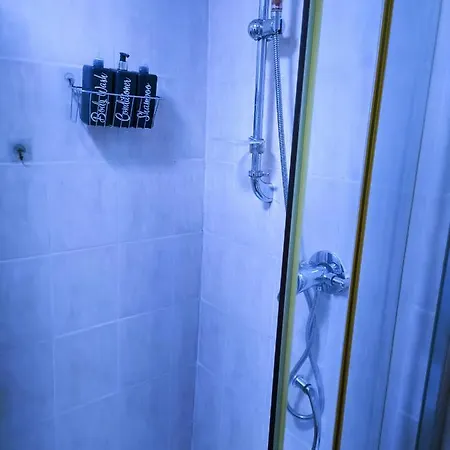 Homestay Bedspace Бирмингем Экстерьер фото