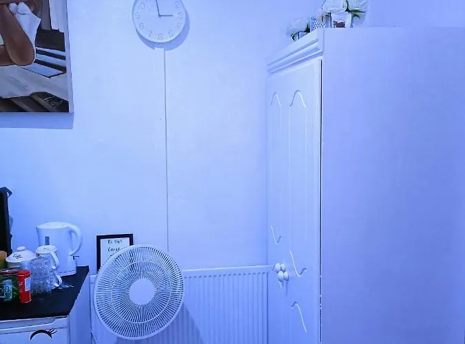Homestay Bedspace
